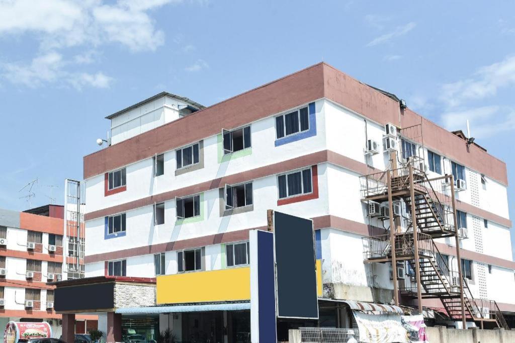 Grand Ct Hotel Malacca Exterior foto