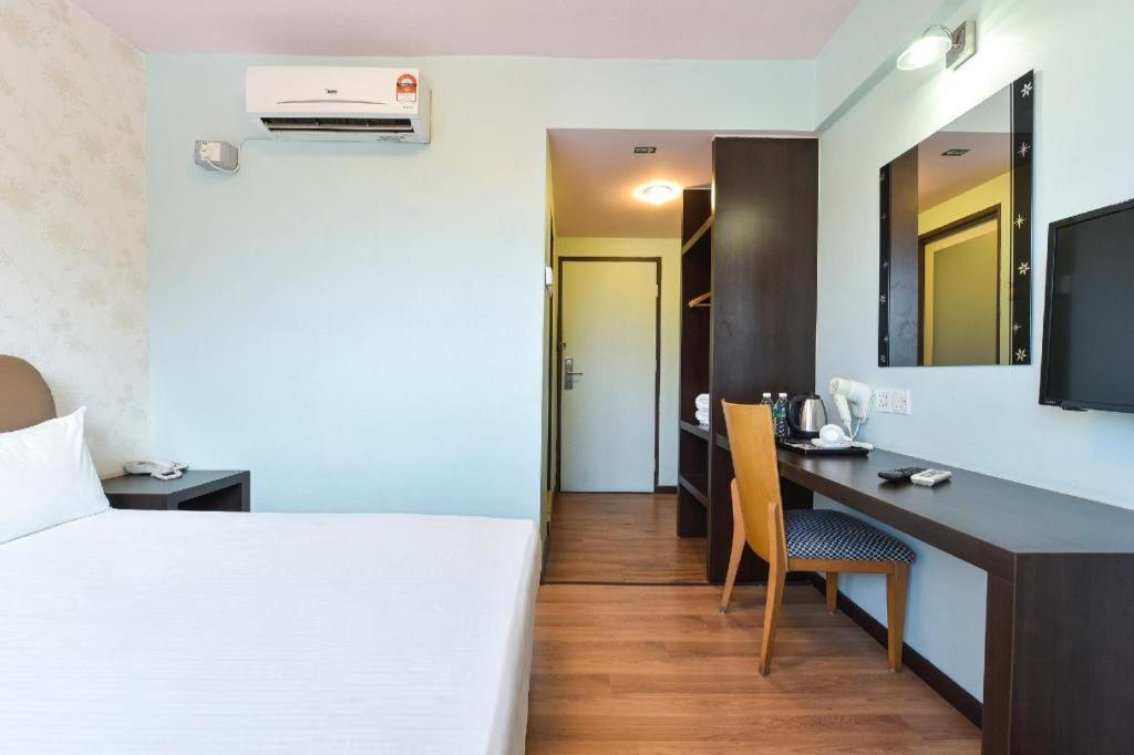 Grand Ct Hotel Malacca Exterior foto