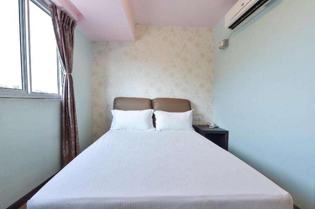 Grand Ct Hotel Malacca Exterior foto